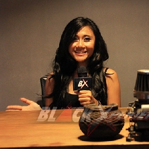 Aurelia Mei saat take scene 