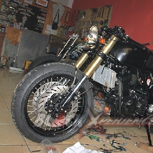 Tampang sementara Kawasaki Ninja250 Cafe Racer