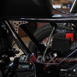 Bodi samping segera terpasang