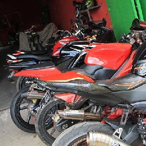 Jajaran motor custom Jail Auto Custom