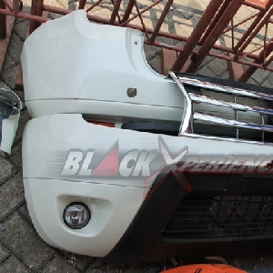 Bumper asli Renault Duster