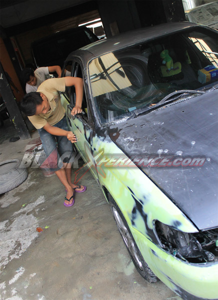 Kembalikan Pamor BMW 318 Lewat Modifikasi