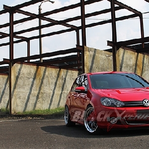 Tampang depan Volkswagen Golf 1.4 TSI Twincharge