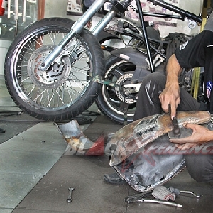 Proses pengerjaan fender