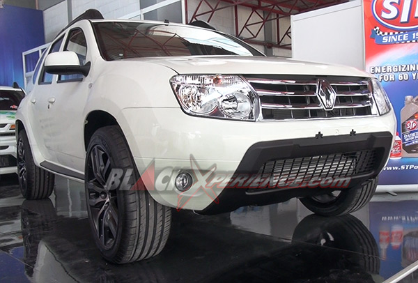 Signal Kustom Bersiap Garap Eksterior Renault Duster dengan Mural Art di IIMS 2014