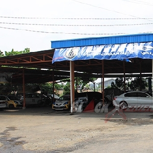 Tampak depan bengkel HS Autocar, Cikarang Utara