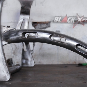 Swing arm custom