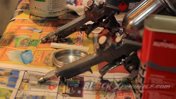 Peralatan pengecatan sudah dipersiapkan