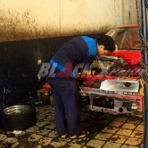 Proses rakit mesin Mazda MX6 touring car