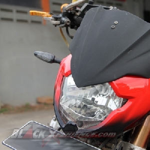 Tampilan depan Yamaha V-ixion Naked Samurai