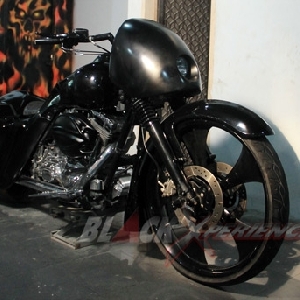 Tampang akhir Harley-Davidson Road King cafe bagger