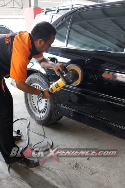 BMW Seri 7 Menuju Proses Modif Interior