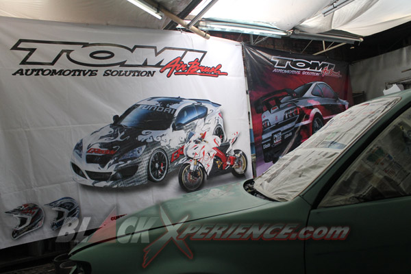 Ganti Cat Abu-abu Menyerupai Honda Jazz RS 2012