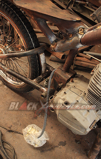 Body CB 125 Siap Dicat dan Krom