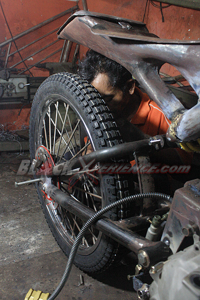 Body CB 125 Siap Dicat dan Krom
