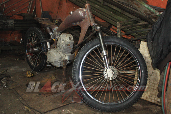 Body CB 125 Siap Dicat dan Krom