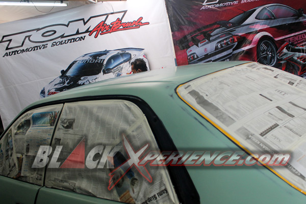 Ganti Cat Abu-abu Menyerupai Honda Jazz RS 2012