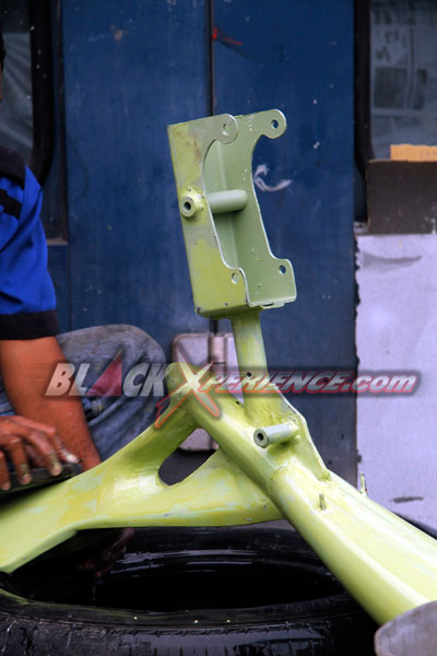Inilah Urutan Proses Chrome Komponen CB 125