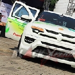 Tim Live Modz Show Off 2014 Berhasil "Menyulap" Renault Duster