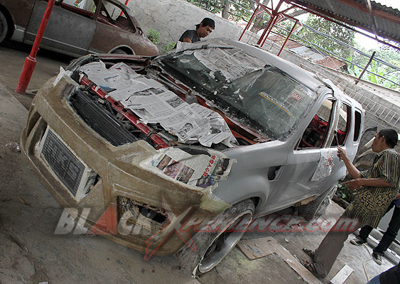 Fiber Dominasi Bodykit Honda CR-V Street Racing