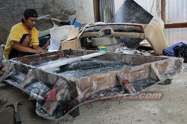 Fiber Dominasi Bodykit Honda CR-V Street Racing