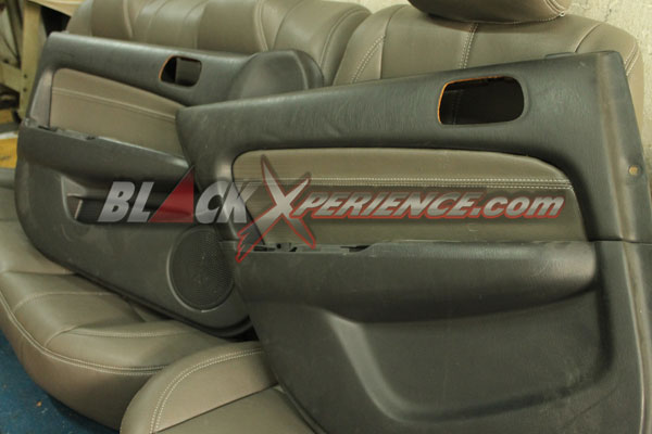 Episode III : Interior Lapis Kulit Sintetis 1,4 mili