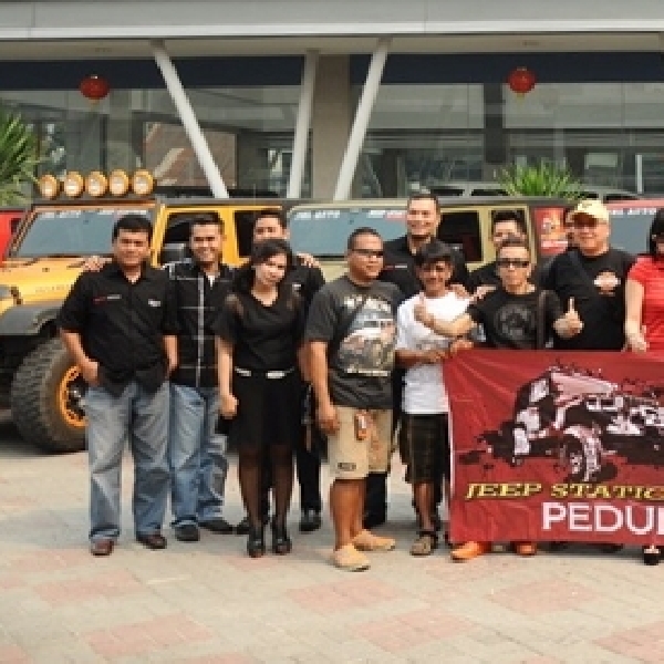 Jeep Station Indonesia Adakan Bakti Sosial ke Sinabung