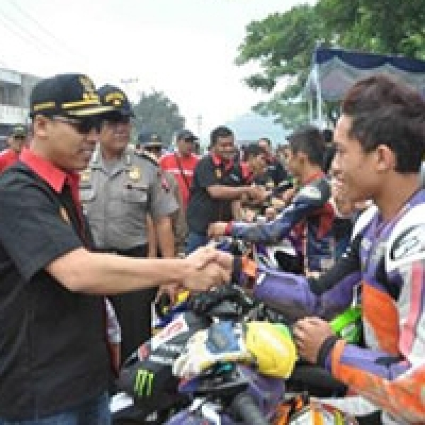 Ban Corsa Kembali Jadi Sponsor di Ajang Balap Road Race