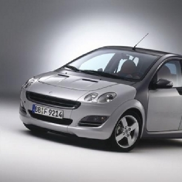 Gambar Pertama Smart Forfour Terungkap