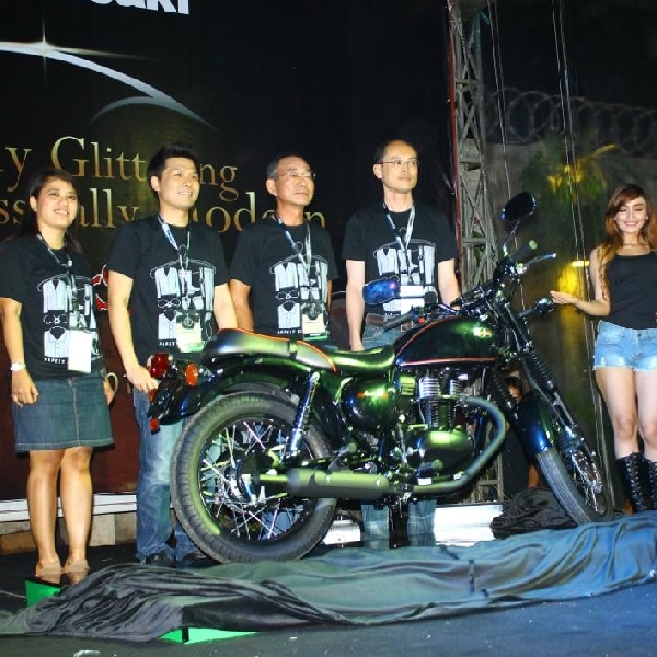 Tampil Beda, Kawasaki Rilis Model Klasik Modern Berlabel Estrella