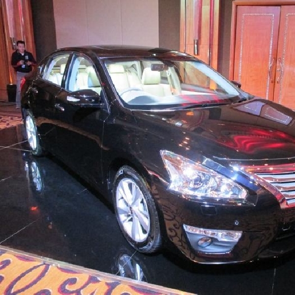 Penjualan Sedan Kecil, Nissan Tetap Optimis Jual Teana