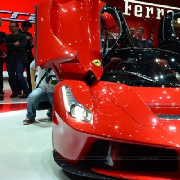 Prinsipal Tengah Siapkan La Ferrari Yang Lebih Hard Core
