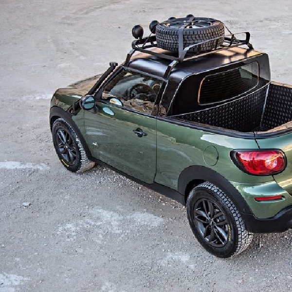 MINI Paceman Adventure tampil dengan disain Pick Up