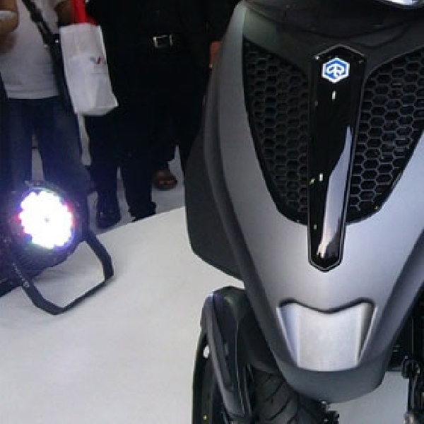 Piaggio Mp3 Yourban 350 kini lebih sporty 