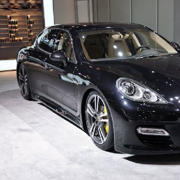 Porsche Panamera sumbang penjualan terbesar