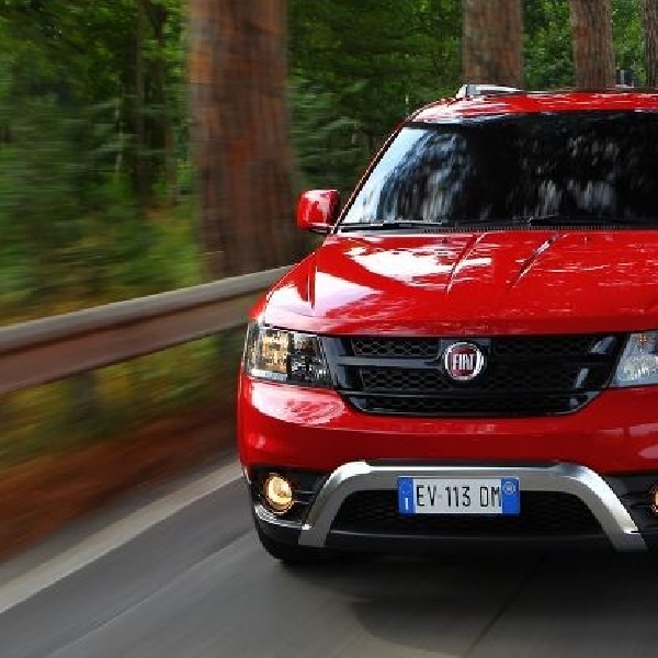Fiat tunjukan SUV baru berlabel Freemont