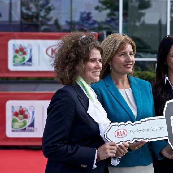 Kia Motors jadi kendaraan resmi FIFA U-20 Women's World Cup Canada 2014