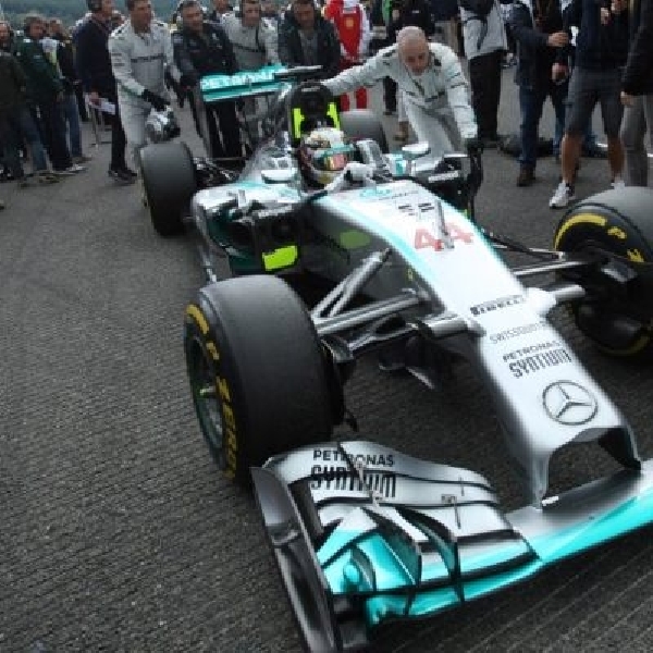 Hamilton: Ini belum selesai!
