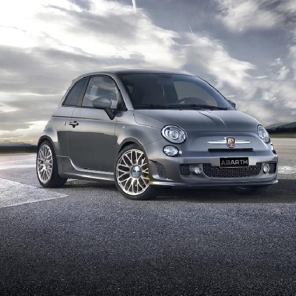 Fiat rilis 65 unit Abarth 500 edisi khusus
