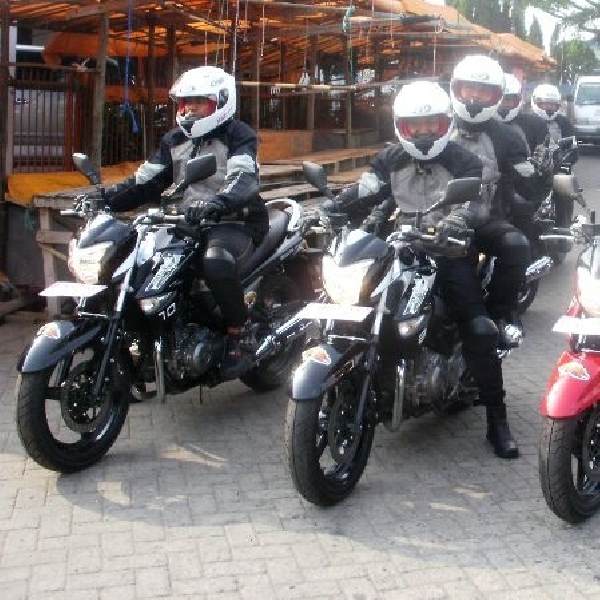 Inazuma 250cc Adventure libas Jawa dan Kalimantan