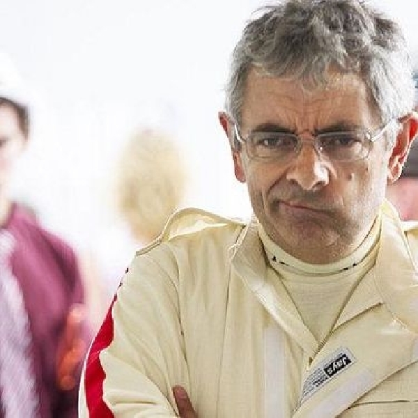 Rowan Atkinson alami insiden di Goodwood Revival 2014