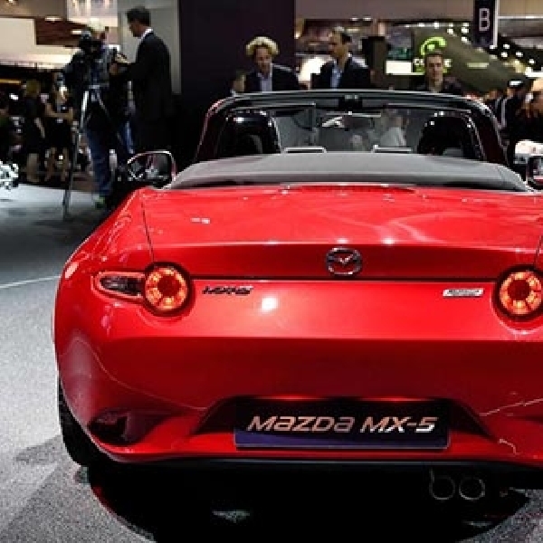 Akhirnya All New Mazda MX5 Menyapa di Paris Motor Show 2014