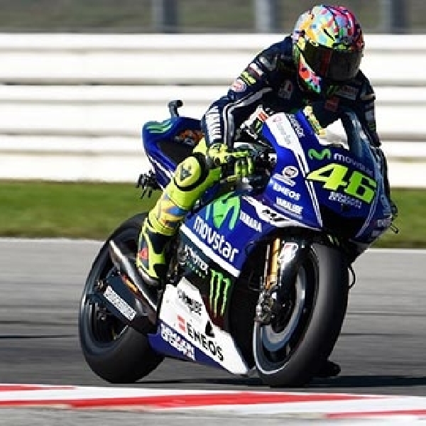 Rossi Belum Kebagian Downshifts Dari Yamaha Untuk Musim 2014