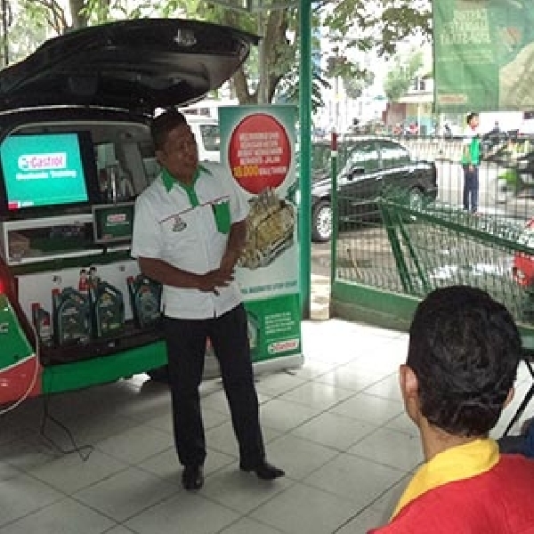 Castrol Beri Edukasi Seluruh Mekanik Bandung