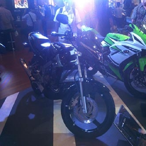 Kawasaki Ninja 150 RR Masih Jagoan Kawasaki