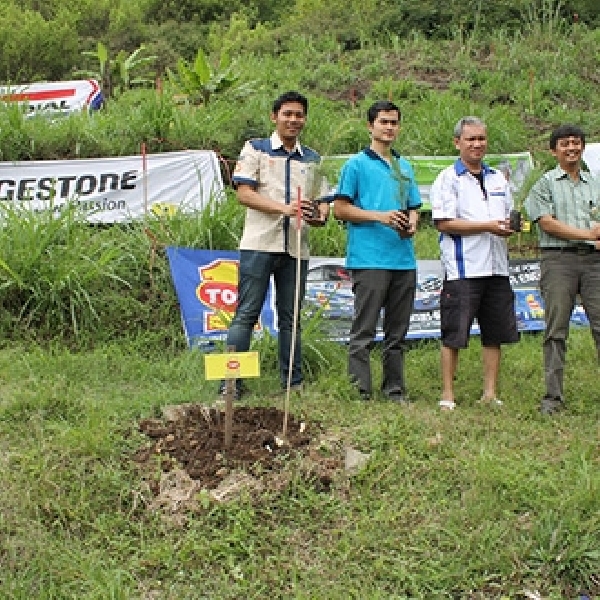 TOP 1 dan ERCI Gelar Aksi Tanam 1000 Pohon di Tegal