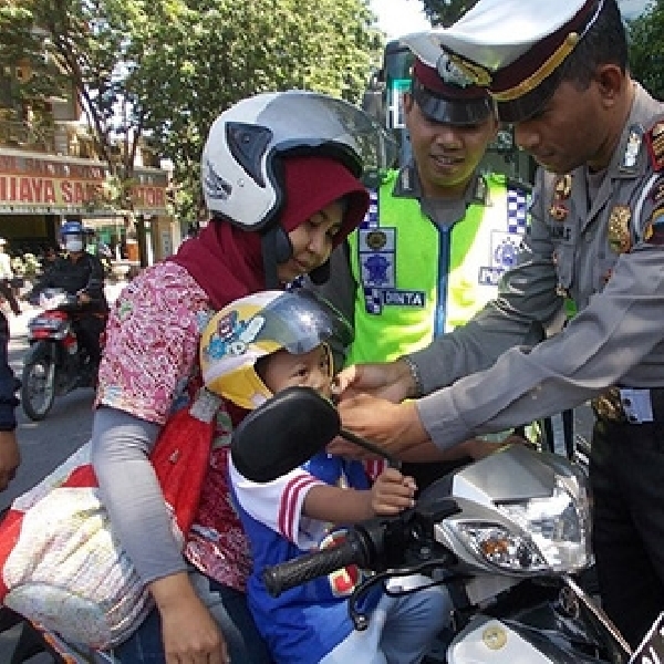 Polisi Frustasi Hadapi Kondisi Lalu Lintas Jakarta