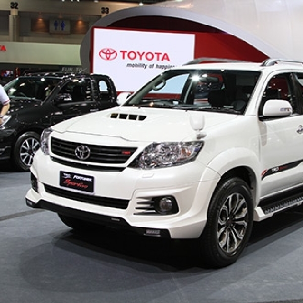 Toyota Fortuner dan Hilux TRD Sportivo Terbaru