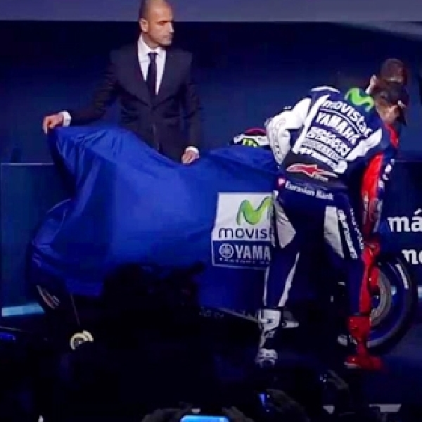 Yamaha Luncurkan Tunggangan Baru Rossi dan Lorenzo