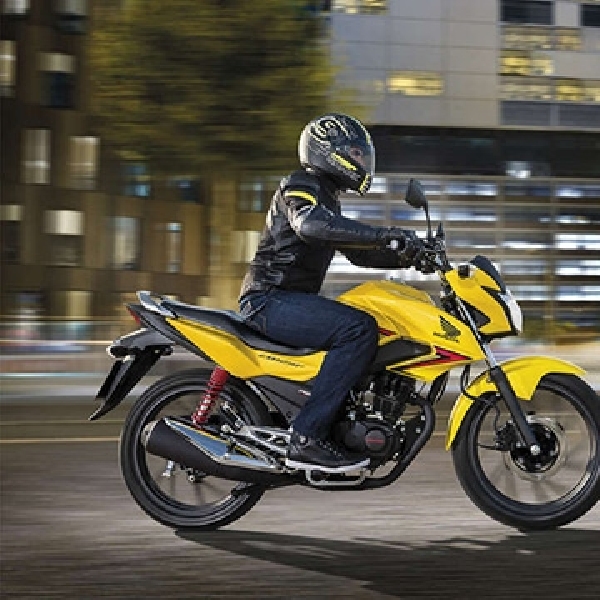 Motor Sport Super Irit Honda Dihargai Rp 35 Jutaan
